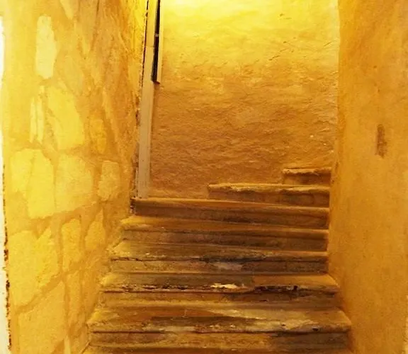 T1bis Duplex Hyper Centre Historique De Bx Daire *